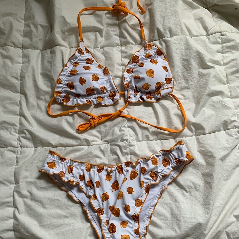 Orange Stawberry Bikini size Small *never worn*
